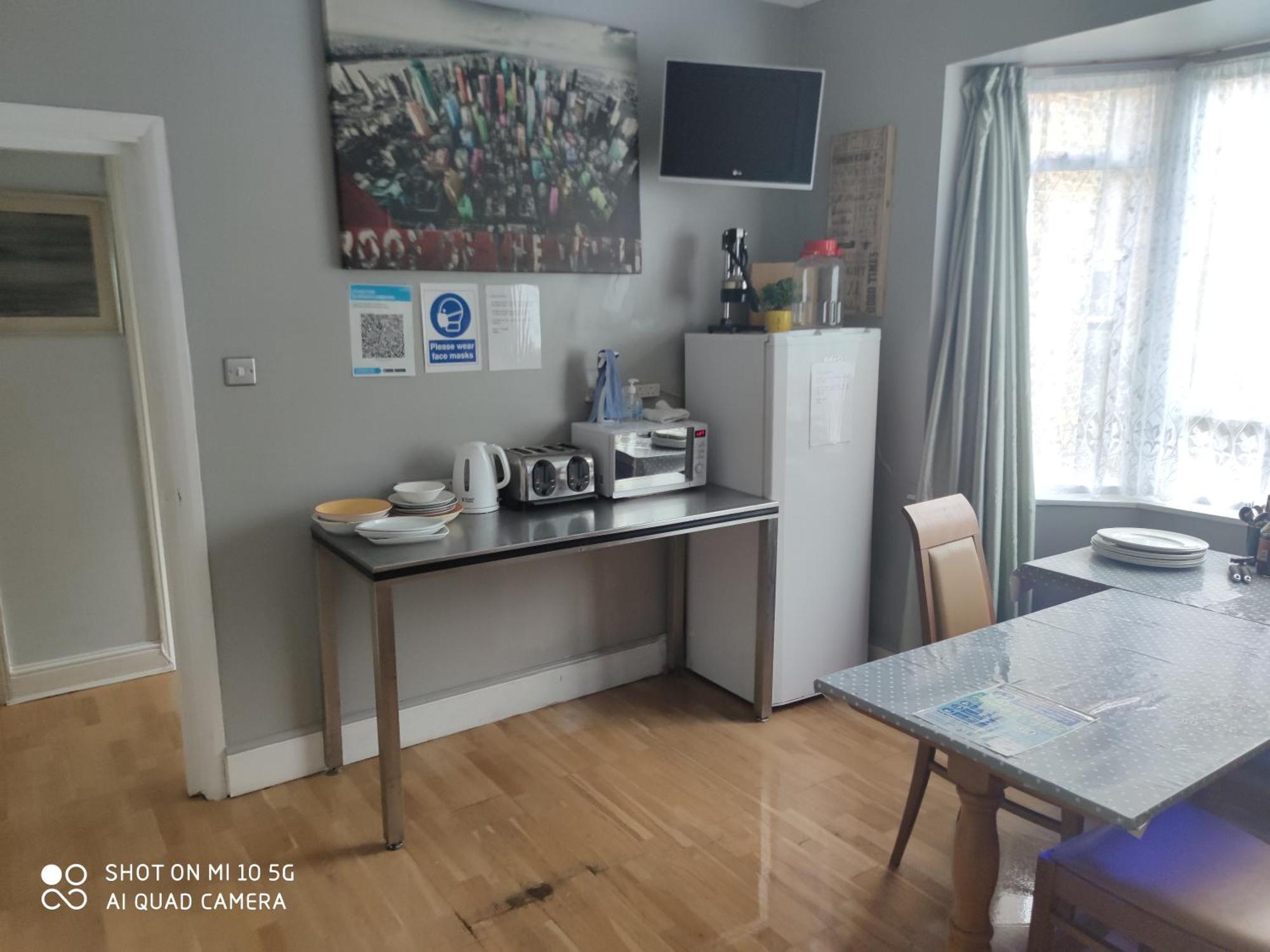 Sussex Lodge Guest House Slough Ngoại thất bức ảnh